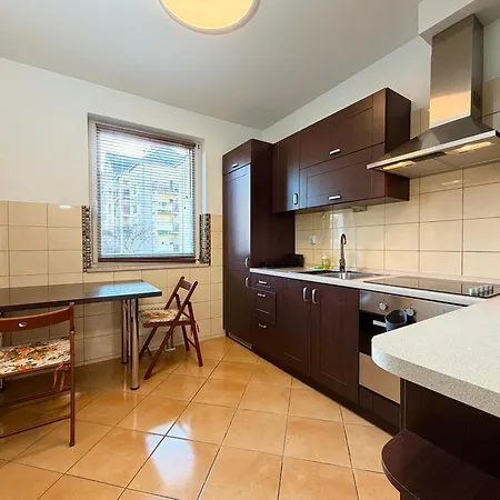 Apartment Hlaski Urban Cozy By Bookinghost